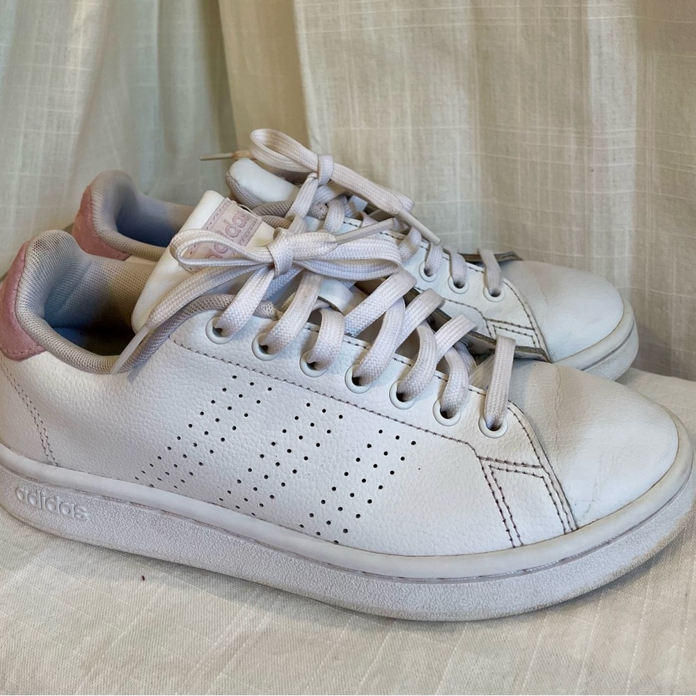 Adidas Cloud Size 7